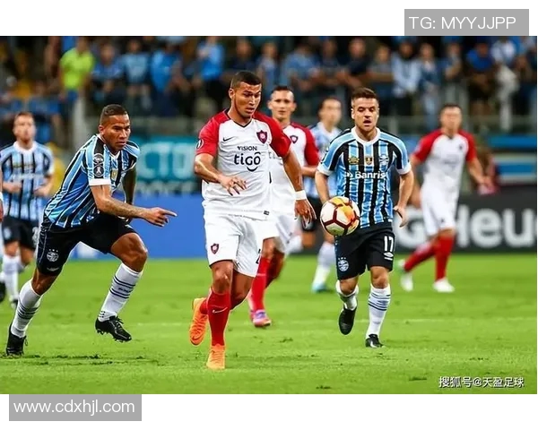 拉努斯与河床的激烈对决揭示阿根廷足球的魅力与竞争精神 拉努斯与河床的激烈对决揭示阿根廷足球的魅力与竞争精神